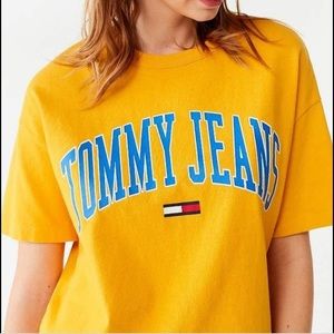 TOMMY JEANS YELLOW TOP